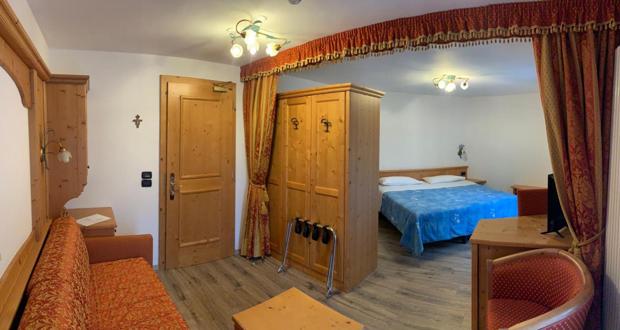 Hotel Laurin Canazei Εξωτερικό φωτογραφία